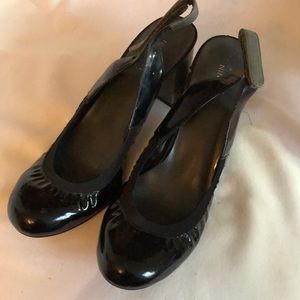 Nine West women's black and grey slingback heels 2.5"".